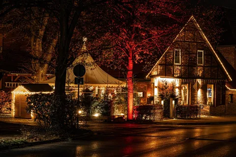 Die il Casale Lounge & Bar bei Nacht
